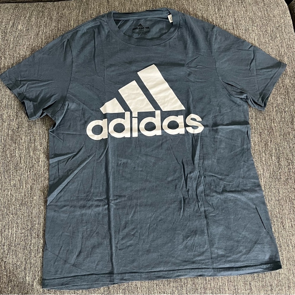 Adidas size M grey t-shirt. Perfect condition worn once!!